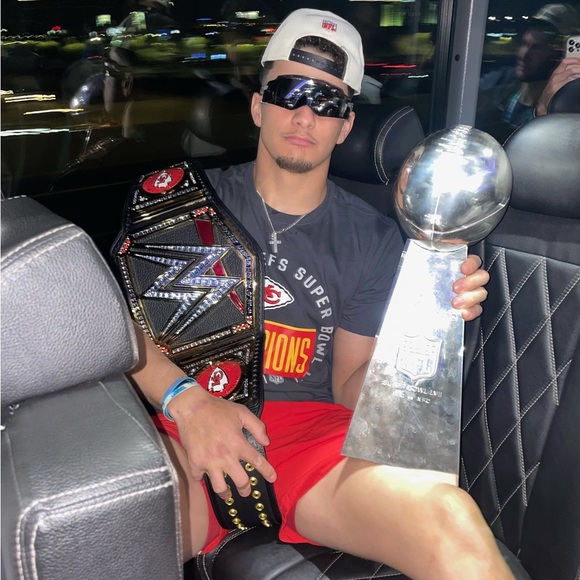 Meet your Posher, Noah - Picture 1 of 1